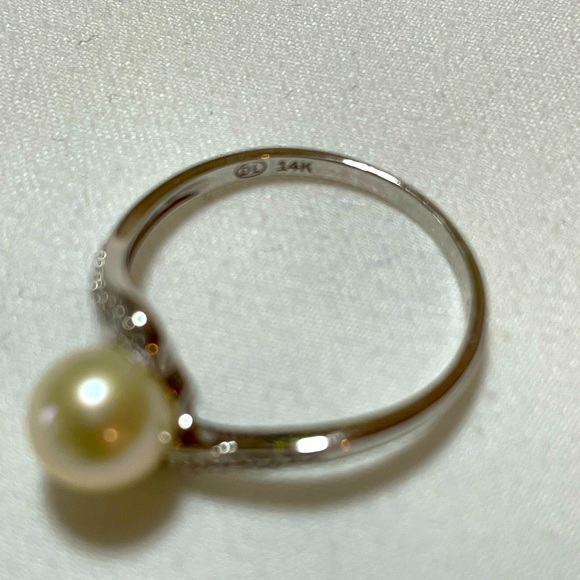 Freshwater Pearl Necklace, Ring, Bracelet, & Earrings Set - Picture 10 of 16